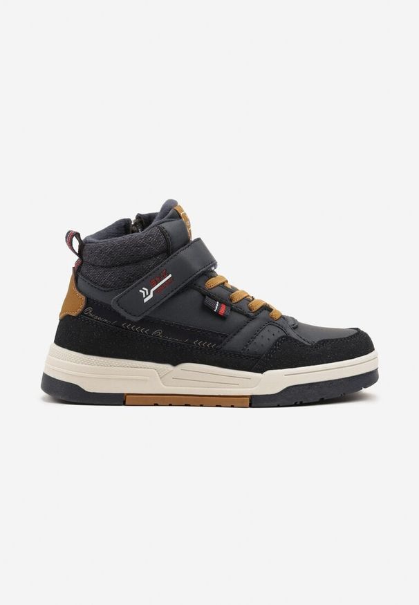 Born2be - Granatowe Płaskie Botki Sneakersy ze Sznurowaniem i Napisami Izalia. Nosek buta: okrągły. Zapięcie: zamek. Kolor: niebieski. Materiał: syntetyk, nubuk, materiał. Wzór: napisy. Styl: klasyczny