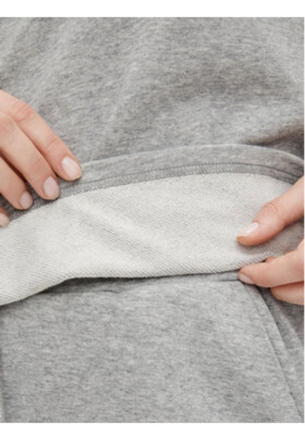 Pieces T-Shirt Chilli Summer 17118870 Szary Loose Fit. Kolor: szary. Materiał: bawełna, syntetyk