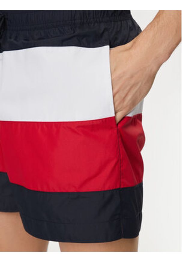 TOMMY HILFIGER - Tommy Hilfiger Szorty kąpielowe UM0UM03263 Kolorowy Regular Fit. Materiał: syntetyk. Wzór: kolorowy