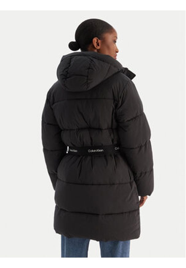 Calvin Klein Jeans Kurtka zimowa LV047D508G Czarny Regular Fit. Kolor: czarny. Materiał: syntetyk. Sezon: zima