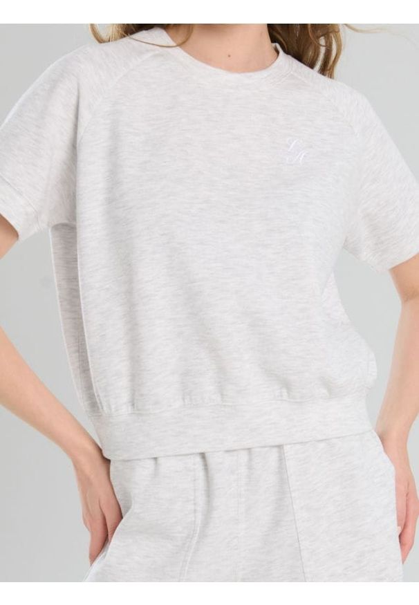 Sinsay - Dresowa bluza z krótkim rękawem - szary. Kolor: szary. Materiał: dresówka. Długość rękawa: krótki rękaw. Długość: krótkie