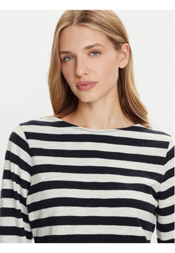 Marc O'Polo Bluzka 508 3014 52145 Granatowy Relaxed Fit. Typ kołnierza: polo. Kolor: niebieski. Materiał: bawełna