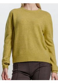 Sinsay - Sweter melanżowy basic - żółty. Kolor: żółty. Wzór: melanż