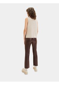 Tom Tailor Spodnie z imitacji skóry 1039607 Brązowy Regular Fit. Kolor: brązowy. Materiał: skóra #6