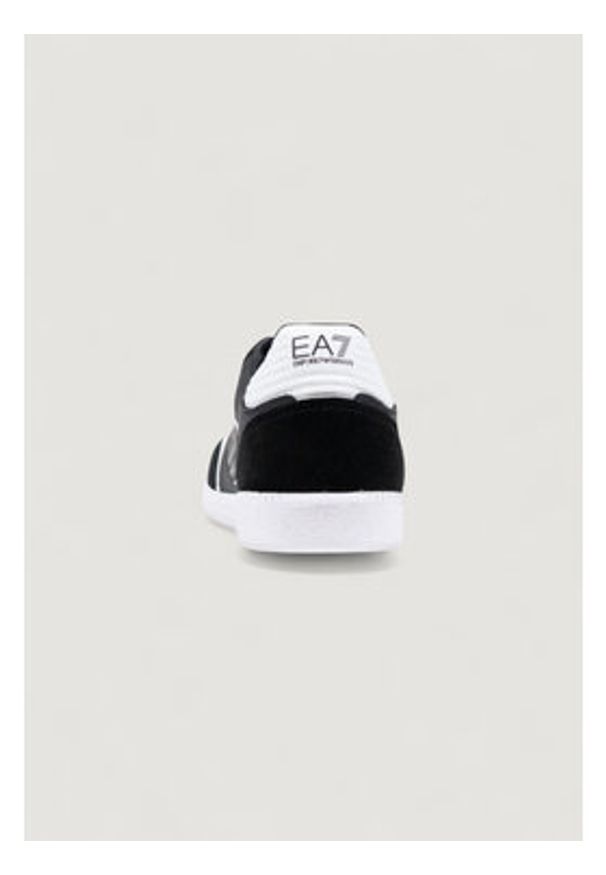 EA7 Emporio Armani Sneakersy 7X000405 AF19826 MC001 Czarny. Kolor: czarny. Materiał: skóra