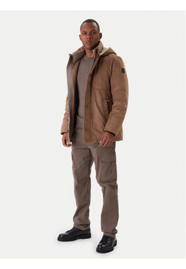 Milestone Kurtka zimowa Ms Bennet 530339 11150 Brązowy Regular Fit. Kolor: brązowy. Materiał: syntetyk. Sezon: zima