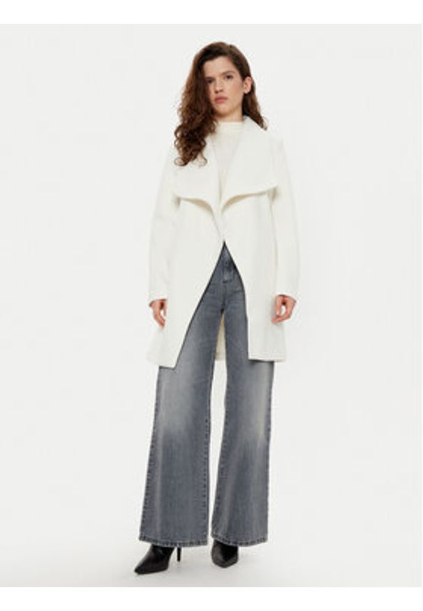 Vila Płaszcz przejściowy Cooley 14069682 Beżowy Regular Fit. Kolor: beżowy. Materiał: syntetyk