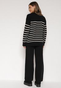 Born2be - Czarny Komplet z Wełną i Bawełną Sweter w Paski i Szerokie Spodnie Neveena. Kolor: czarny. Materiał: wełna, bawełna. Wzór: paski #6