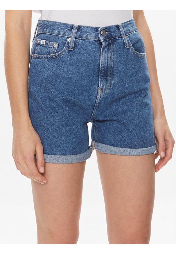 Calvin Klein Jeans Szorty jeansowe Mom Short J20J222801 Niebieski Mom Fit. Kolor: niebieski. Materiał: bawełna