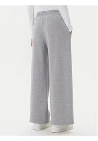 Adidas - adidas Spodnie dresowe ALL SZN Holiday Glitter Fleece JV5758 Szary Loose Fit. Kolor: szary. Materiał: bawełna #5