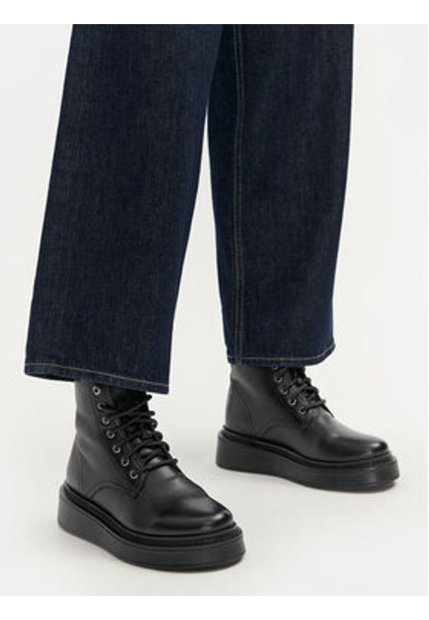 Levi's® Botki Harlow 235881-794-559 Czarny. Kolor: czarny. Materiał: skóra