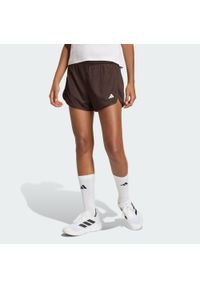 Adidas - Szorty Pacer Essentials Knit High-Rise. Kolor: wielokolorowy, brązowy, biały. Materiał: materiał. Sport: fitness #1