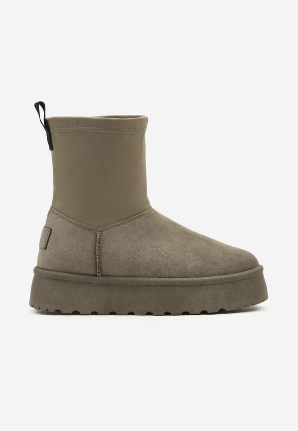 Born2be - Zielone Śniegowce na Płaskiej Podeszwie ze Skarpetową Cholewką Sevinae. Okazja: na co dzień. Kolor: zielony. Materiał: jeans. Szerokość cholewki: normalna. Sezon: zima, jesień. Obcas: na płaskiej podeszwie. Styl: casual