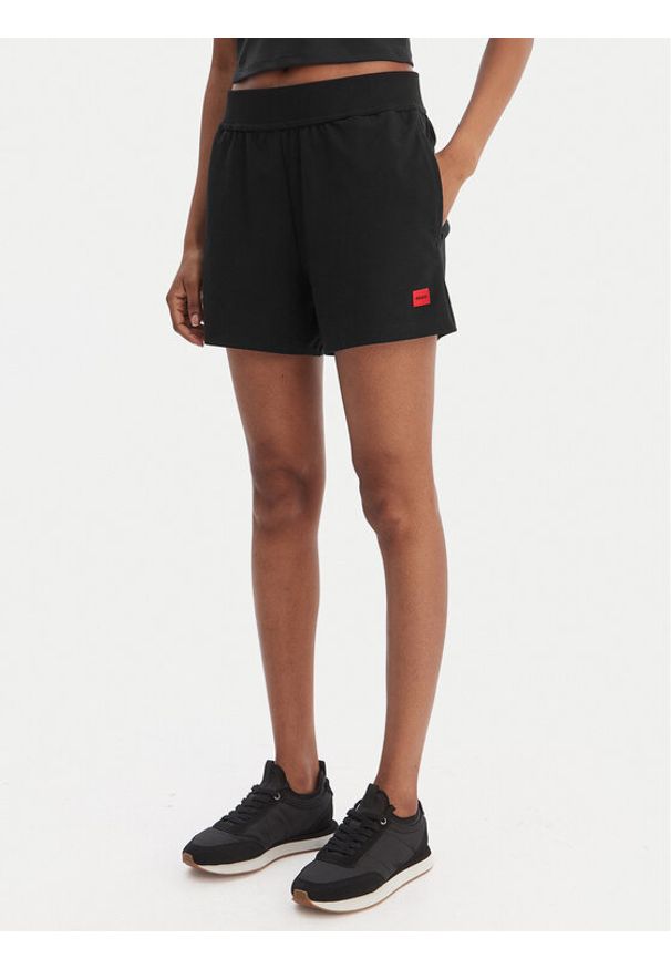 Hugo - HUGO Szorty sportowe Signature 50556815 Czarny Regular Fit. Kolor: czarny