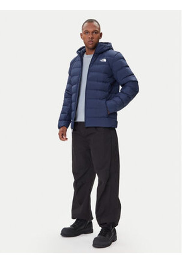 The North Face Kurtka puchowa Aconcaqua NF0A84I1 Granatowy Regular Fit. Kolor: niebieski. Materiał: syntetyk