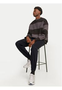 Jack & Jones Spodnie dresowe Morgan 12257964 Czarny Regular Fit. Kolor: czarny. Materiał: bawełna #7