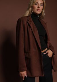 Renee - Brązowa Pudełkowa Marynarka z Usztywnioną Linią Ramion Rillie. Okazja: na co dzień. Kolor: brązowy. Materiał: jeans. Styl: casual, elegancki