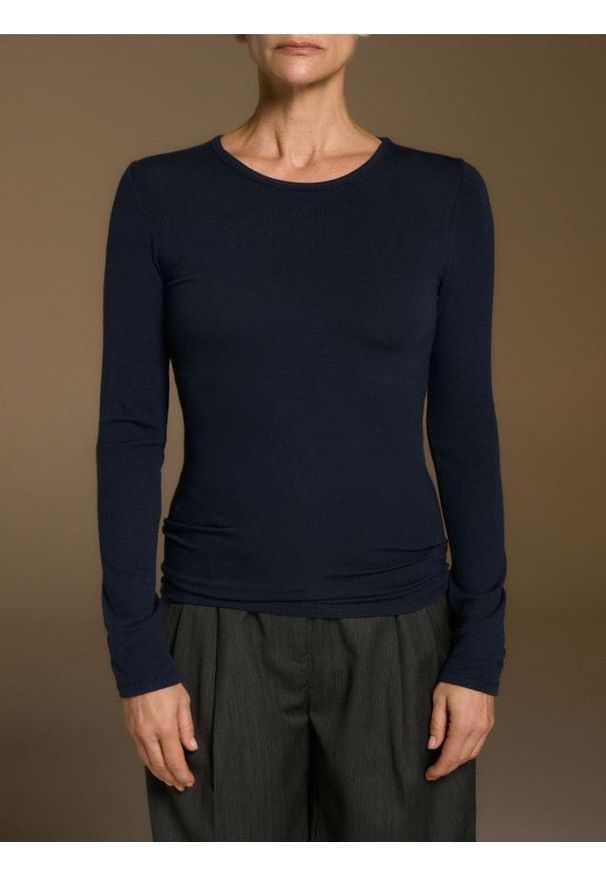 Reserved - Longsleeve z lyocellu i wełny - granatowy. Kolor: niebieski. Materiał: wełna. Długość rękawa: długi rękaw