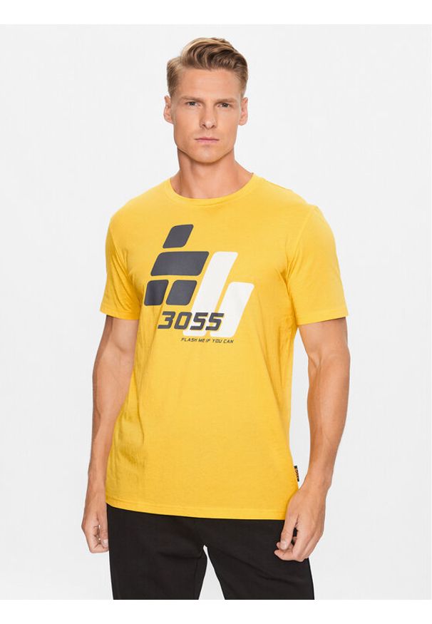 BOSS - Boss T-Shirt 50495700 Żółty Regular Fit. Kolor: żółty. Materiał: bawełna