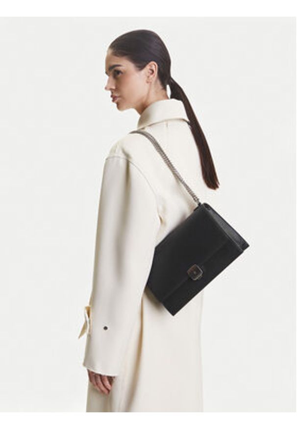 Calvin Klein Jeans Torebka K60K612709 Czarny. Kolor: czarny. Materiał: skórzane