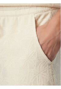 Guess Szorty sportowe F6GD03 kremKG362 Kremowy Regular Fit. Kolor: kremowy. Materiał: bawełna. Styl: sportowy #3