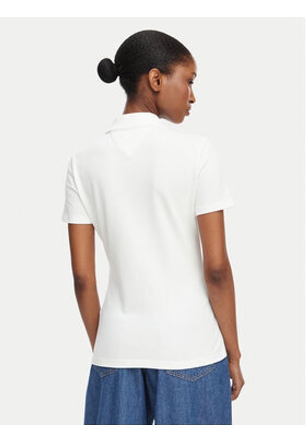 Tommy Jeans Polo DW0DW22820 Kremowy Regular Fit. Typ kołnierza: polo. Kolor: kremowy. Materiał: bawełna