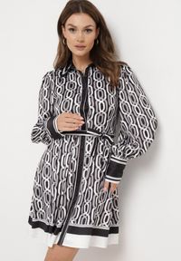 Born2be - Czarno-Biała Mini Koszulowa Sukienka o Rozkloszowanym Fasonie z Paskiem Amburia. Kolor: czarny. Materiał: materiał. Typ sukienki: koszulowe. Długość: mini #1