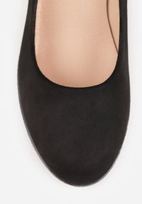 Born2be - Czarne Czółenka Vices na Koturnie Ozdobionym Błyszczącą Plecionką ze Skórzaną Wkładką Gasia. Okazja: do pracy, na spotkanie biznesowe. Kolor: czarny. Materiał: skóra. Wzór: aplikacja. Obcas: na koturnie. Styl: biznesowy #4