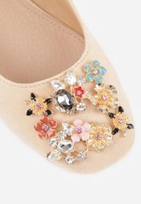 Renee - Beżowe Czółenka Slingback Vices z Cyrkoniami i Wkładką ze Skóry Eklina. Okazja: na co dzień. Kolor: beżowy. Materiał: skóra. Obcas: na obcasie. Styl: casual, elegancki, klasyczny, wizytowy. Wysokość obcasa: średni #8