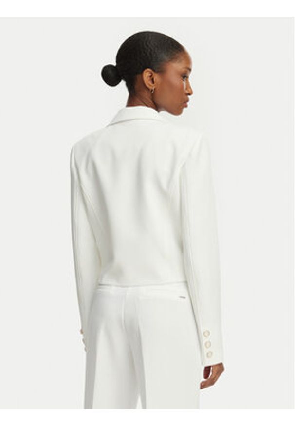 Guess Marynarka W6GN03 W1742 Biały Regular Fit. Kolor: biały. Materiał: syntetyk