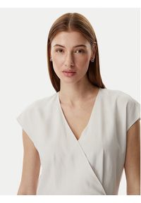 Calvin Klein Sukienka codzienna LV044F016G Beżowy jasny Regular Fit. Okazja: na co dzień. Kolor: beżowy. Materiał: lyocell. Typ sukienki: proste. Styl: casual #3