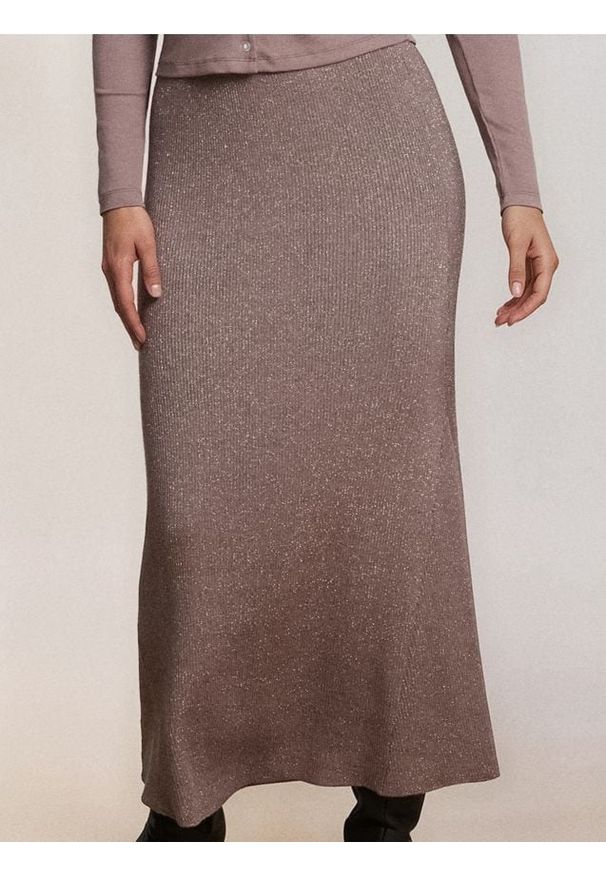Sinsay - Prążkowana spódnica midi - Inny. Materiał: prążkowany