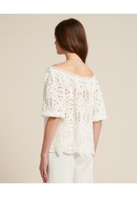 Luisa Spagnoli - LUISA SPAGNOLI - Koronkowa bluzka Botticelli. Kolor: biały. Materiał: koronka