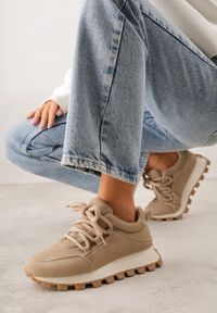 Born2be - Ciemnobeżowe Sneakersy na Grubej Tłoczonej Podeszwie Zerda. Okazja: na co dzień. Kolor: beżowy. Materiał: jeans #4