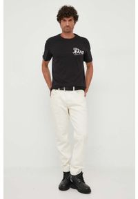 Calvin Klein Jeans t-shirt bawełniany kolor czarny z nadrukiem. Kolor: czarny. Materiał: bawełna. Długość rękawa: krótki rękaw. Długość: krótkie. Wzór: nadruk. Styl: klasyczny #4