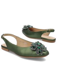 Zielone Sandały Armodo Eleganckie Obuwie Damskie. Okazja: na imprezę, na co dzień. Zapięcie: pasek. Kolor: zielony. Wzór: kwiaty. Materiał: skóra, materiał. Sezon: lato. Obcas: na obcasie. Styl: elegancki. Wysokość obcasa: niski #5