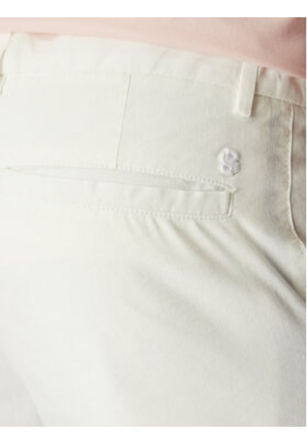 BOSS Szorty materiałowe C-Kane-Rds-Shorts 50538016 Biały Regular Fit. Kolor: biały. Materiał: syntetyk