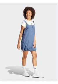 Adidas - adidas Sukienka letnia City Escape IS0670 Niebieski Loose Fit. Kolor: niebieski. Materiał: syntetyk. Sezon: lato
