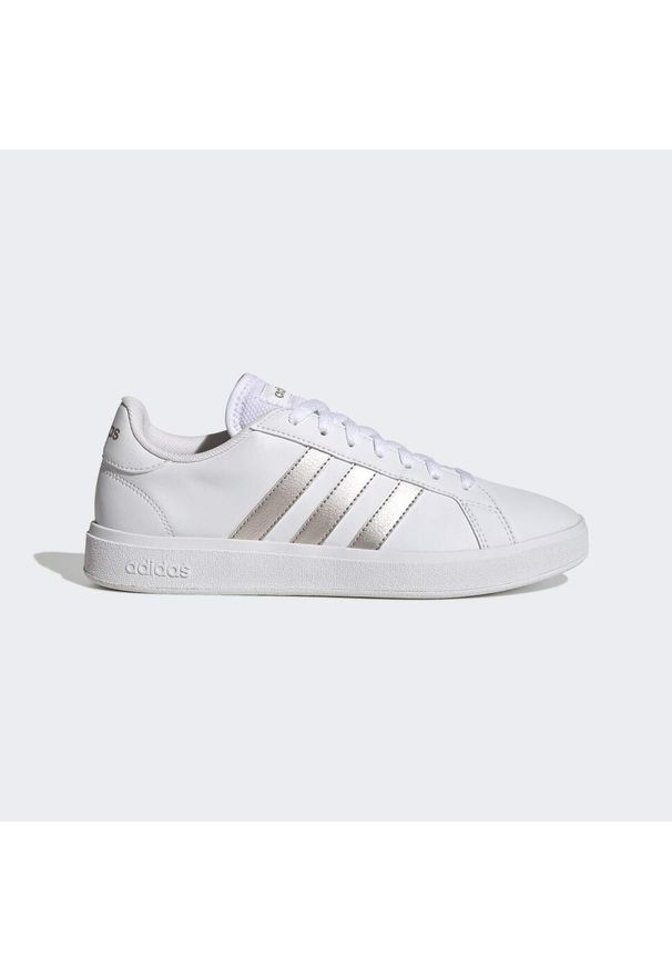 Adidas - Grand Court TD Lifestyle Court Casual Shoes. Okazja: na co dzień. Kolor: szary, biały, wielokolorowy. Materiał: materiał. Sport: turystyka piesza