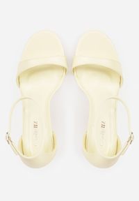 Renee - Żółte Sandały na Szpilce z Wyciętą Cholewką Metiotai. Zapięcie: sprzączka. Kolor: żółty. Wzór: kwiaty. Obcas: na szpilce. Styl: elegancki #5