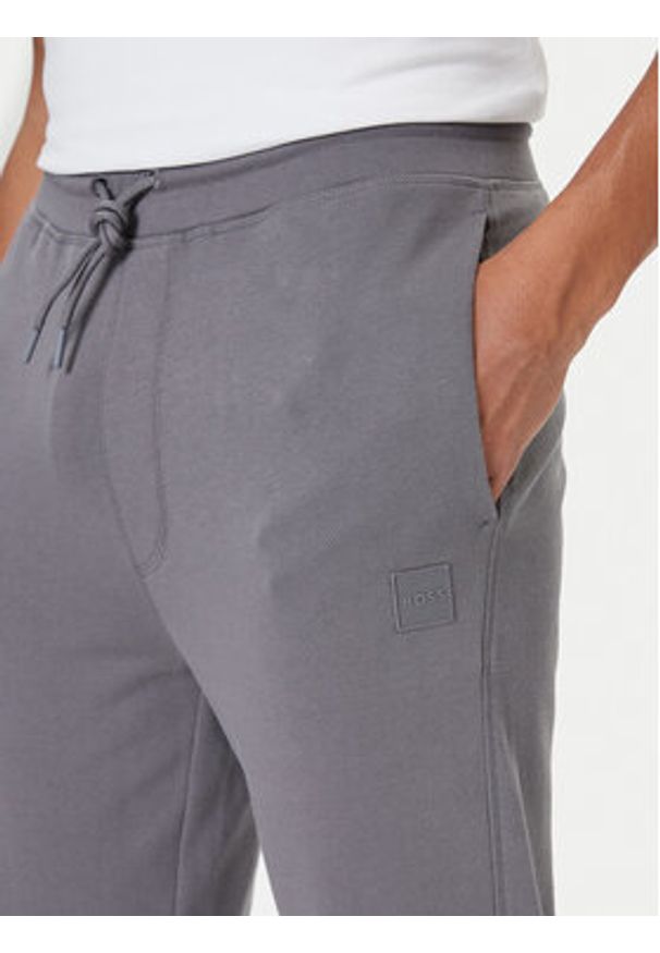 BOSS Spodnie dresowe Sestart 50509303 Szary Regular Fit. Kolor: szary. Materiał: bawełna