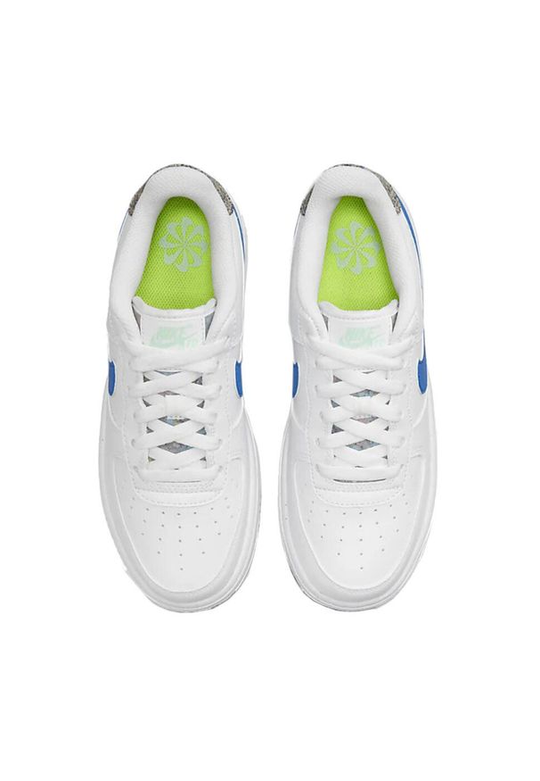 Buty do chodzenia męskie Nike Air Force 1 LV8 1. Zapięcie: sznurówki. Kolor: biały. Materiał: materiał, syntetyk, tkanina. Szerokość cholewki: normalna. Model: Nike Air Force. Sport: turystyka piesza