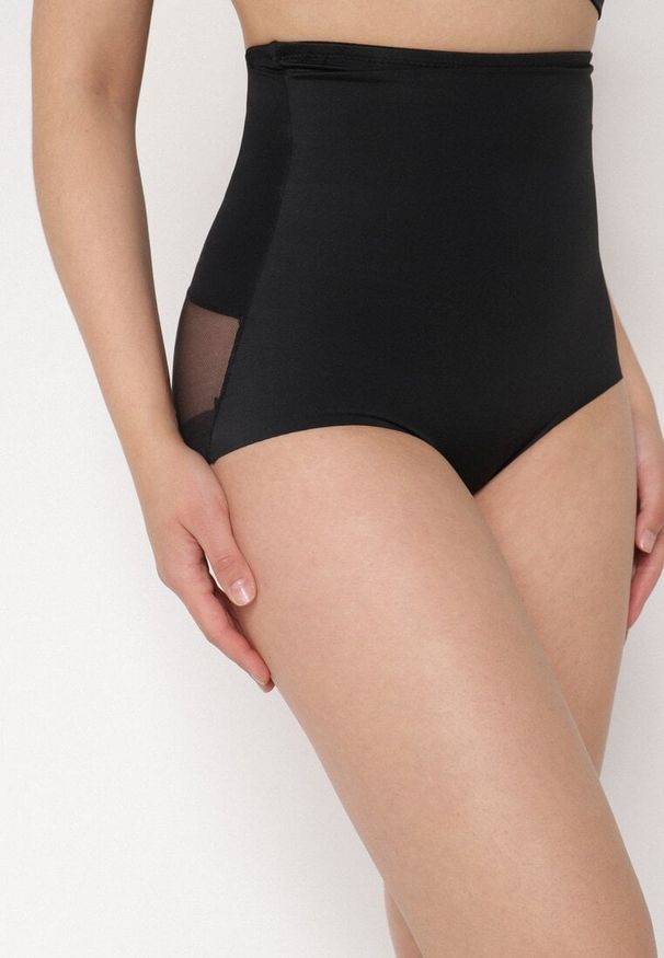 Born2be - Czarne Majtki Modelujące z Wysokim Stanem Liredia. Stan: podwyższony. Kolor: czarny