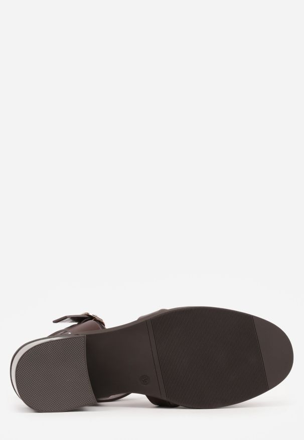 Born2be - Ciemnobrązowe Sandały na Obcasie z Ozdobną Cholewką Amalirei. Okazja: na co dzień. Zapięcie: sprzączka. Kolor: brązowy. Materiał: jeans. Obcas: na obcasie. Styl: casual, klasyczny, elegancki. Wysokość obcasa: średni