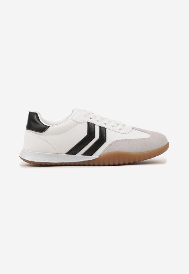 Renee - Białe Sneakersy w Stylu Tenisówek z Paskami na Boku Cholewki Aitoria. Okazja: na co dzień. Zapięcie: pasek. Kolor: biały. Szerokość cholewki: normalna