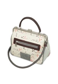 Szara Torebka Anekke Modny Kuferek Damski. Kolor: szary. Wzór: napisy, aplikacja. Dodatki: z aplikacjami. Styl: retro, elegancki. Rodzaj torebki: na ramię