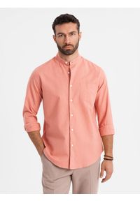 Ombre Clothing - Męska koszula lniana ze stójką i kieszenią REGULAR FIT – brzoskwiniowa V1. Okazja: na co dzień. Typ kołnierza: kołnierzyk stójkowy. Kolor: pomarańczowy. Materiał: len. Długość rękawa: długi rękaw. Długość: długie. Sezon: wiosna, lato. Styl: casual #7