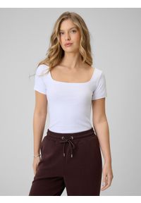 4f - 4F T-shirt slim gładki damski - biały XS. Okazja: na co dzień. Typ kołnierza: dekolt kwadratowy. Kolor: biały. Materiał: tkanina. Wzór: gładki. Styl: casual #1