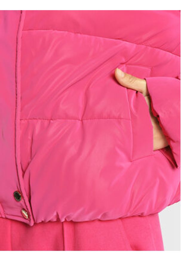 Patrizia Pepe Kurtka zimowa 2O0057/A182-M430 Różowy Regular Fit. Kolor: różowy. Materiał: syntetyk, puch. Sezon: zima