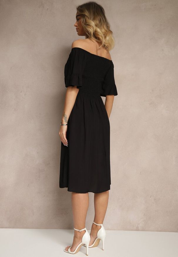 Renee - Czarna Sukienka Rozkloszowana z Bawełny z Bufkami w Ramionach i Gumkami w Biuście Norlio. Okazja: na co dzień. Kolor: czarny. Materiał: bawełna. Typ sukienki: rozkloszowane. Styl: klasyczny, casual, elegancki